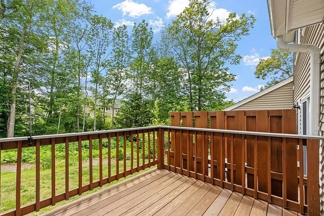 $2,400 | 15 Water Wheel Circle, Unit 15, Templeton, MA 01468