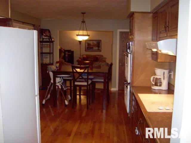 411 Ridge Drive Geneseo, IL 61254 - Photo 3 of 6 Gallery Image 3