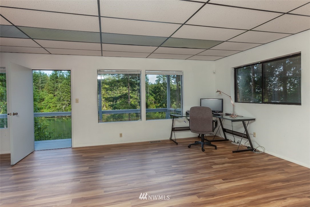 2086 East Grapeview Loop Road Grapeview, WA 98546 - Photo 19 of 25 Gallery Image 19