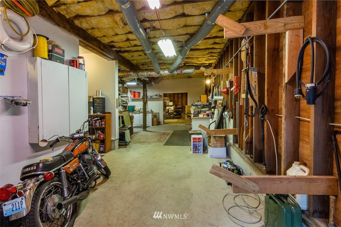 2086 East Grapeview Loop Road Grapeview, WA 98546 - Photo 22 of 25 Gallery Image 22