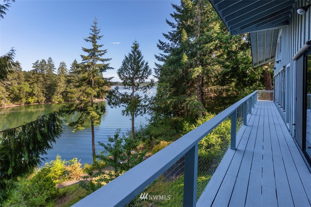 2086 East Grapeview Loop Road Grapeview, WA 98546 - Photo 8 of 25 Gallery Image 8