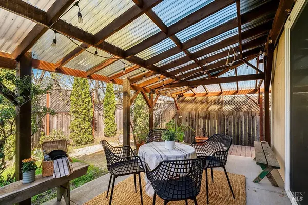 $895,000 | 125 Anish Way, Windsor, CA 95492