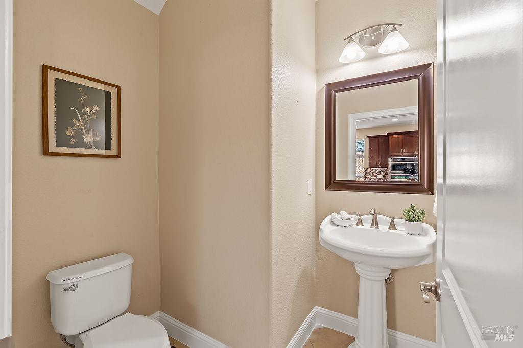 125 Anish Way Windsor, CA 95492 - Photo 34 of 41