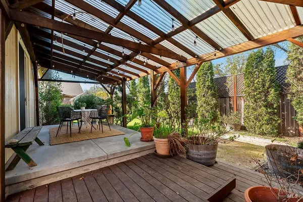 $895,000 | 125 Anish Way, Windsor, CA 95492