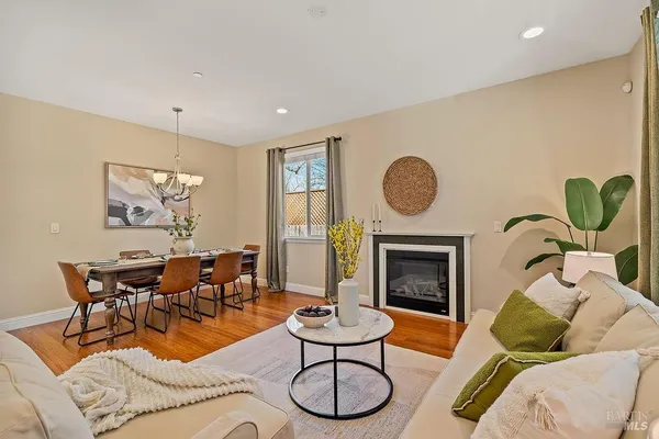 $895,000 | 125 Anish Way, Windsor, CA 95492