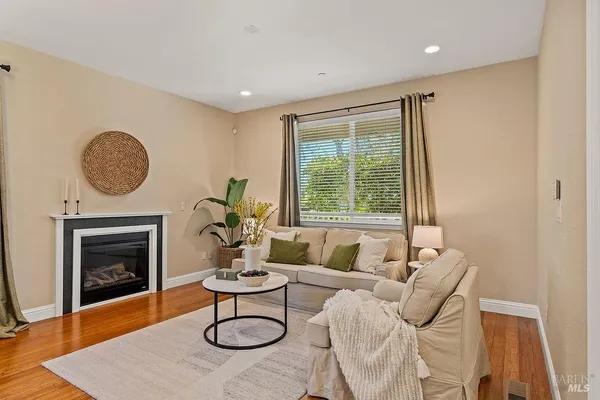 $850,000 | 125 Anish Way, Windsor, CA 95492