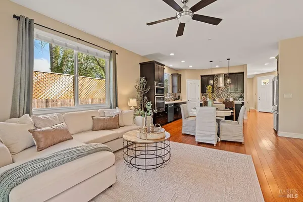 $895,000 | 125 Anish Way, Windsor, CA 95492