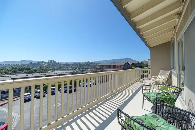 $589,000 | 11 Janet Way, Unit 9, Tiburon, CA 94920