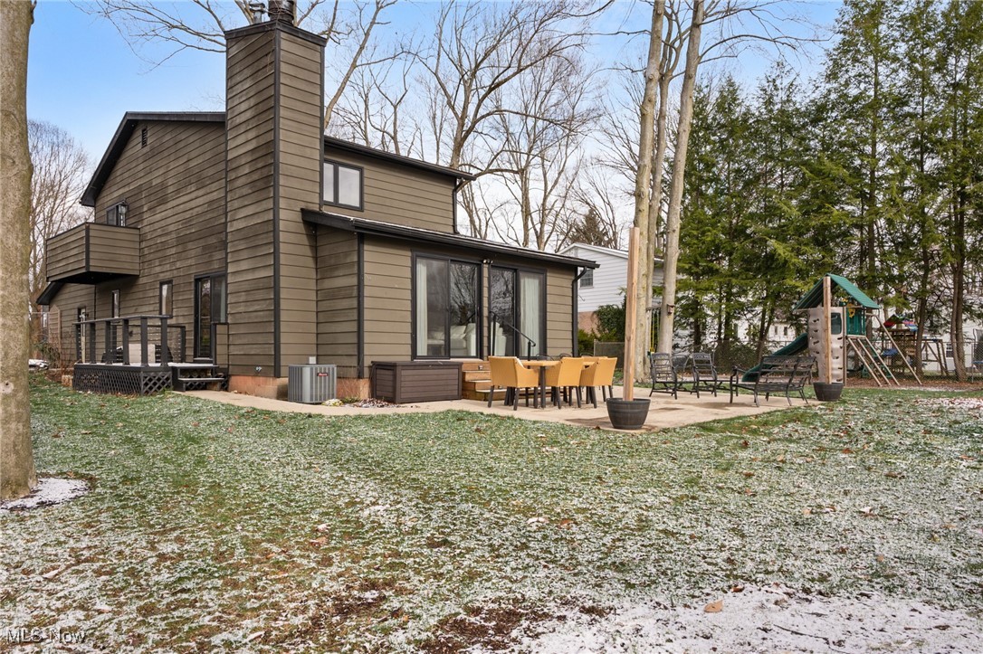 3328 Edington Road Akron, OH 44333 - Photo 39 of 42