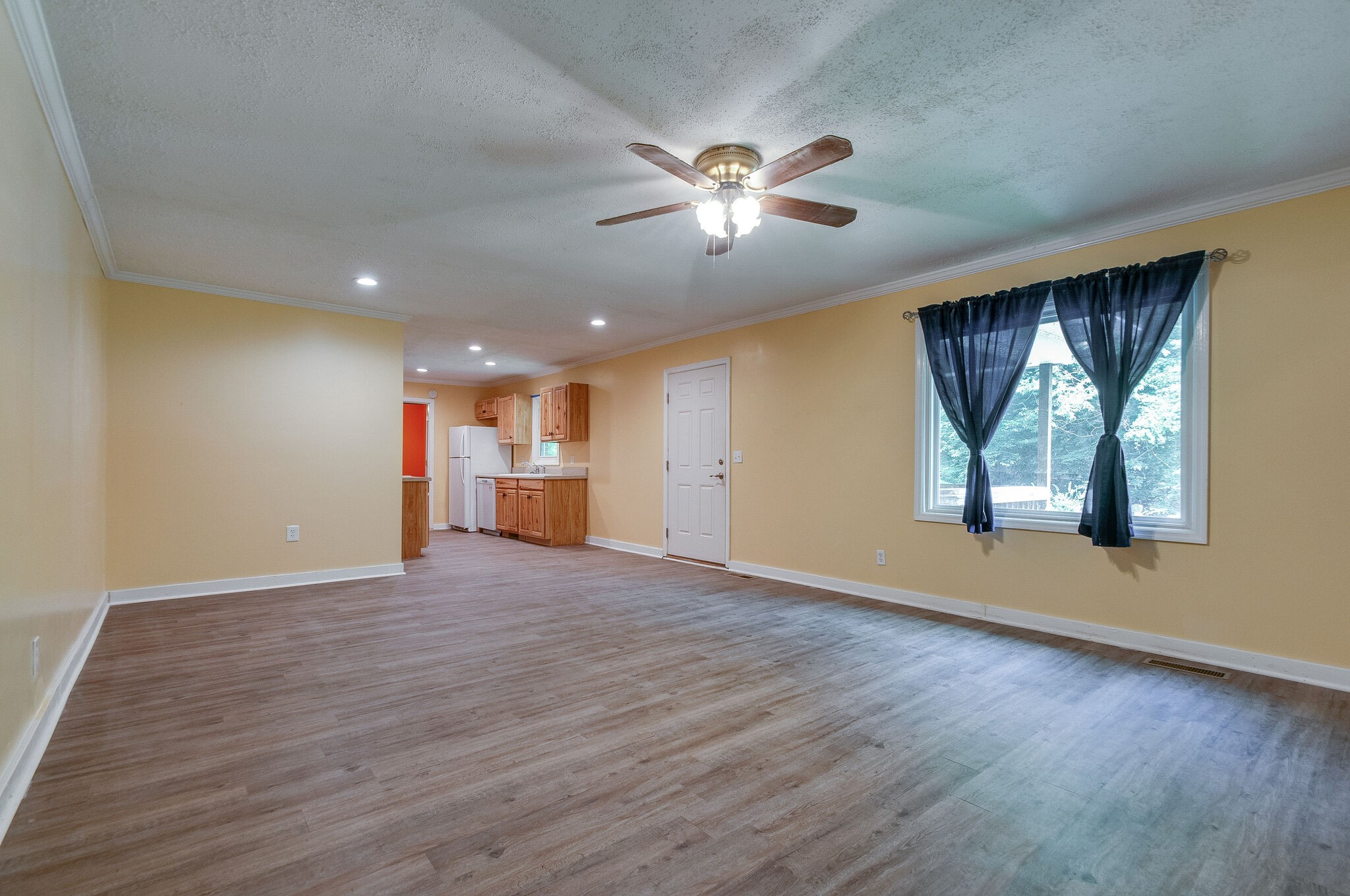 653 Defeated Creek Road Centerville, TN 37033 - Photo 6 of 24 Gallery Image 6