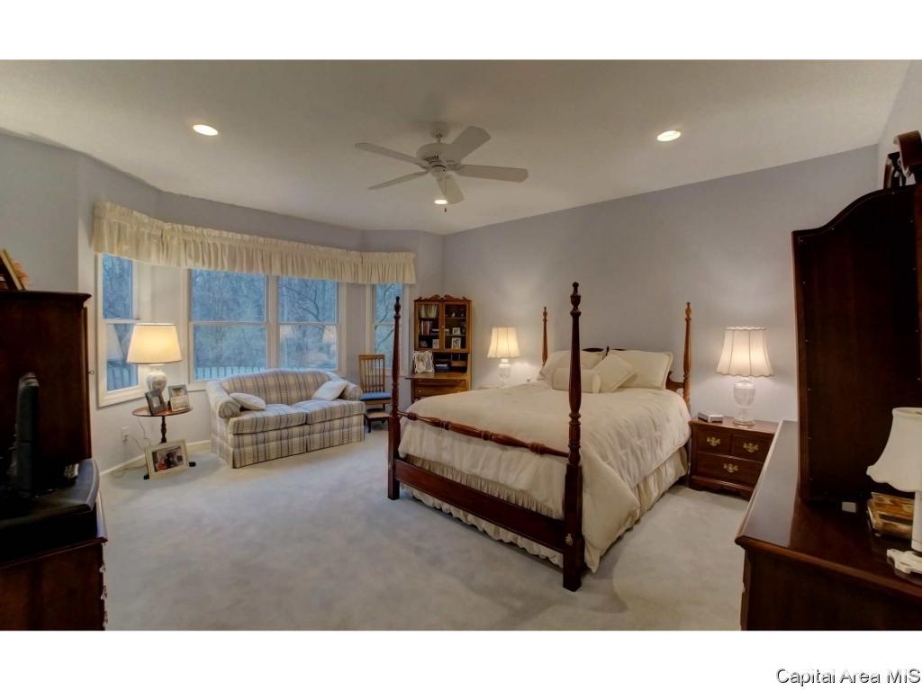 4008 Surry Pl Lane Springfield, IL 62711 - Photo 11 of 36 Gallery Image 11