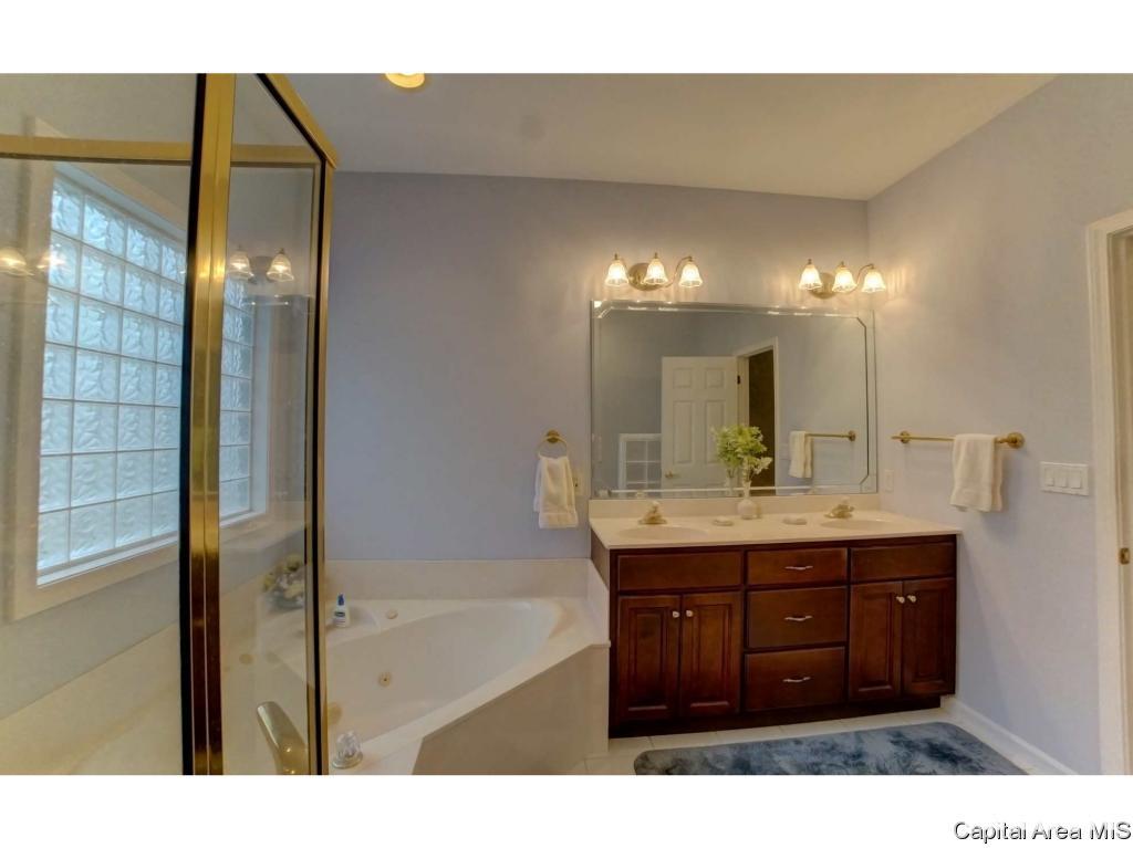 4008 Surry Pl Lane Springfield, IL 62711 - Photo 14 of 36 Gallery Image 14