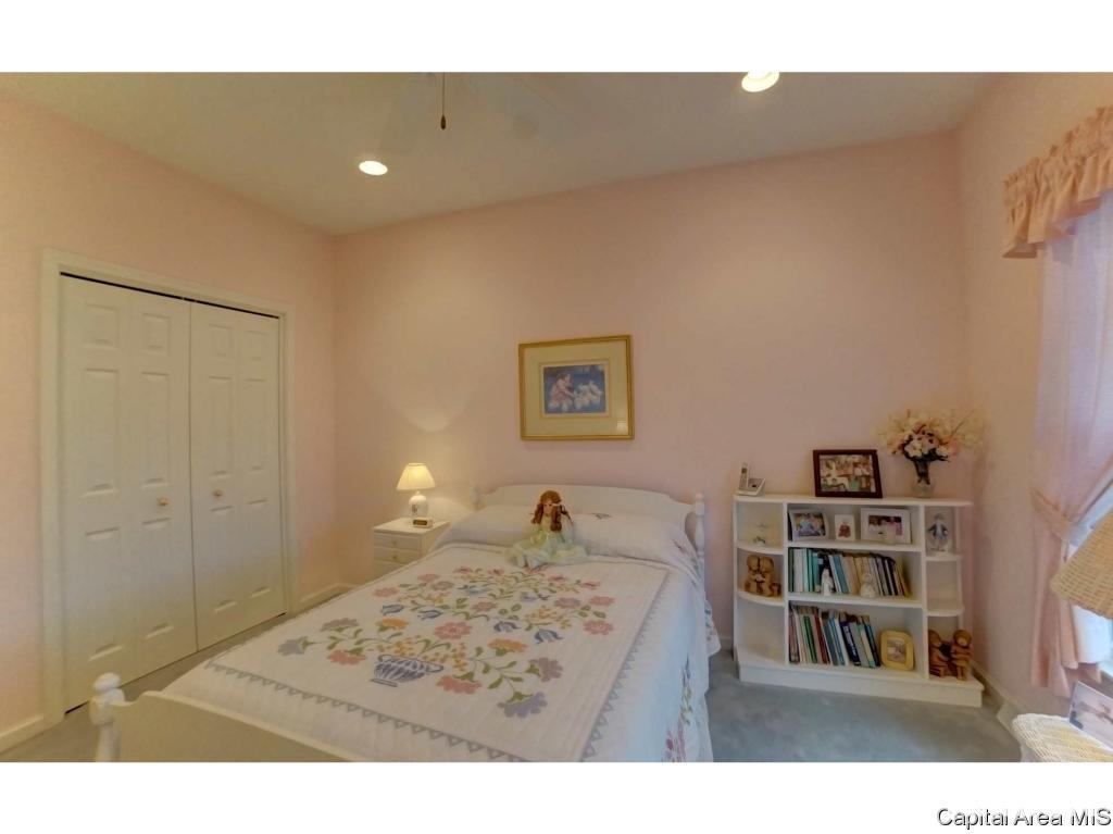 4008 Surry Pl Lane Springfield, IL 62711 - Photo 15 of 36 Gallery Image 15
