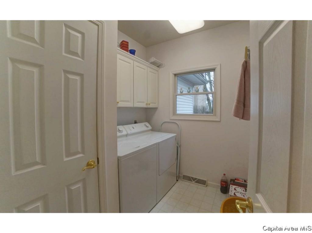 4008 Surry Pl Lane Springfield, IL 62711 - Photo 18 of 36 Gallery Image 18