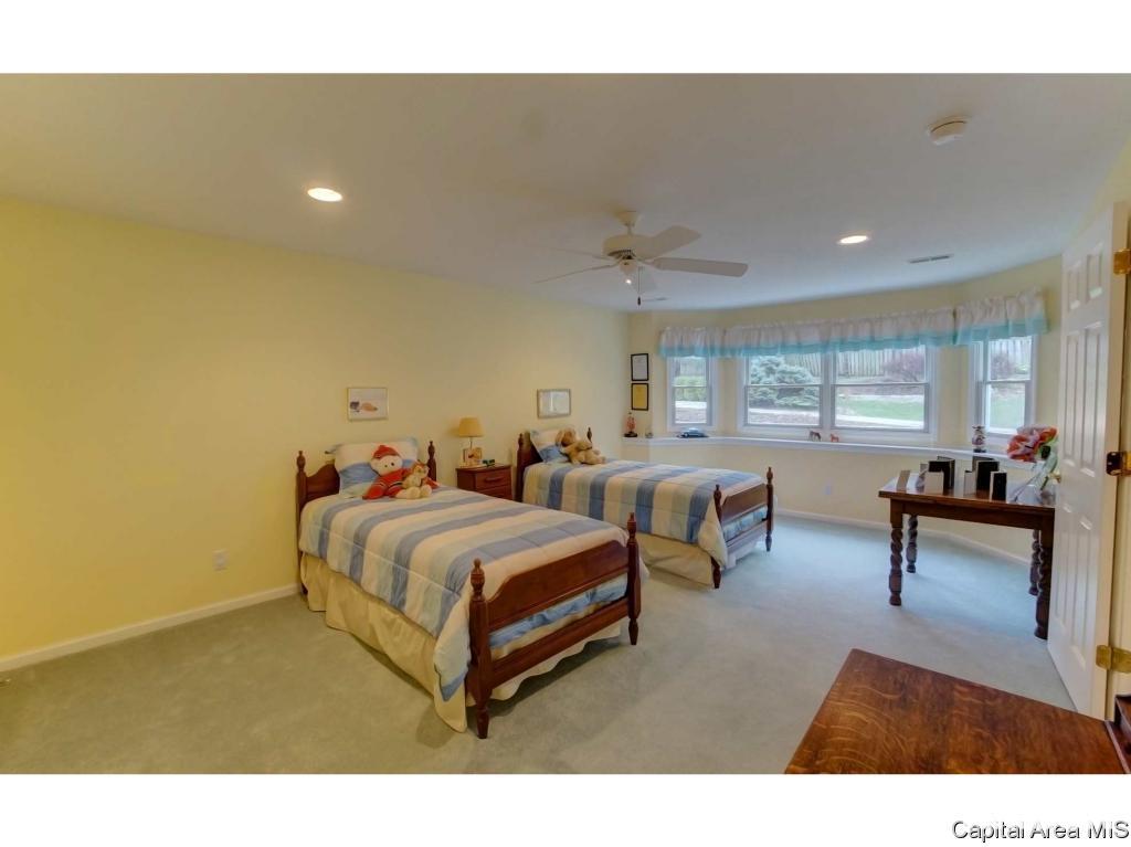 4008 Surry Pl Lane Springfield, IL 62711 - Photo 19 of 36 Gallery Image 19