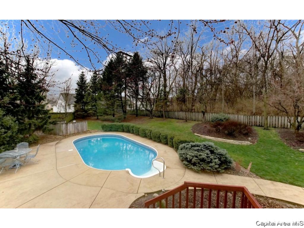 4008 Surry Pl Lane Springfield, IL 62711 - Photo 33 of 36 Gallery Image 33