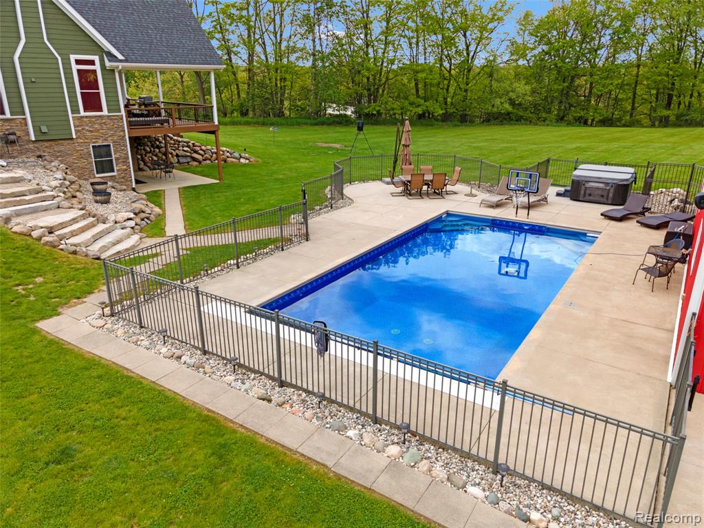 13085 Rohn Road Fenton, MI 48430 - Photo 42 of 52