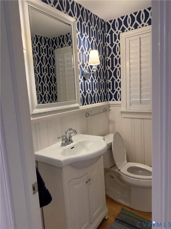 17 Charnwood Road Henrico, VA 23229 - Photo 7 of 26