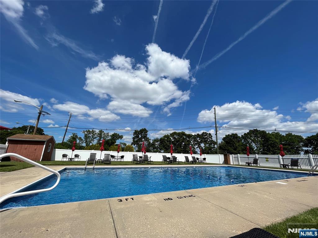 565 Grove, Unit B12 Clifton, NJ 07013 - Photo 4 of 19 a view of a basket ball ground