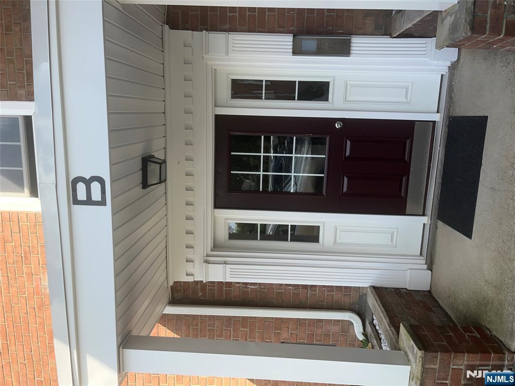 565 Grove, Unit B12 Clifton, NJ 07013 - Photo 10 of 19 a view of entrance