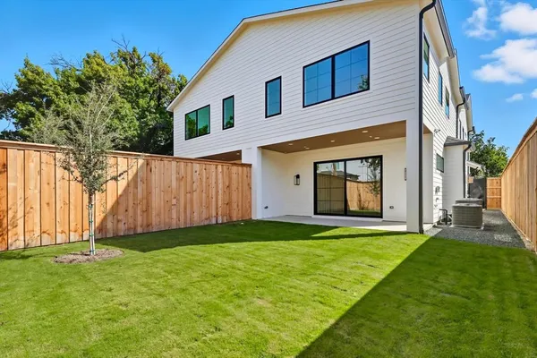 $865,000 | 4525 Hopkins Avenue, Dallas, TX 75209