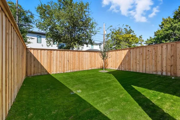 $865,000 | 4525 Hopkins Avenue, Dallas, TX 75209