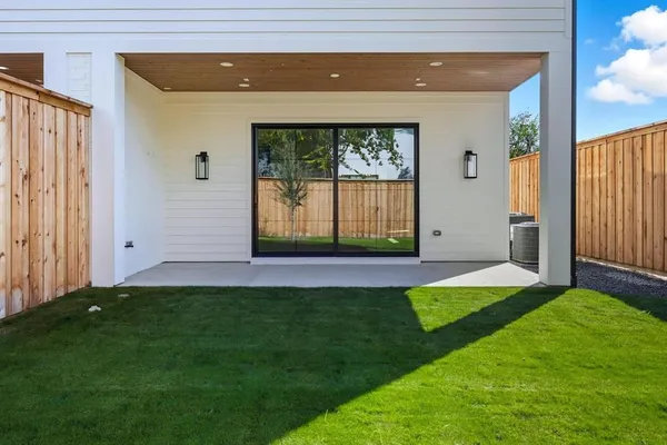 $865,000 | 4525 Hopkins Avenue, Dallas, TX 75209