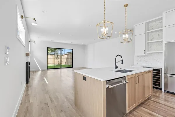 $865,000 | 4525 Hopkins Avenue, Dallas, TX 75209