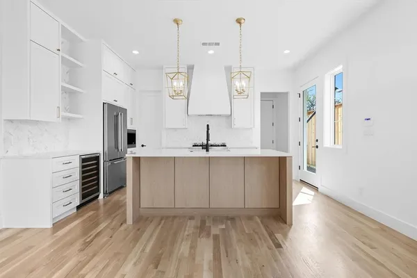 $865,000 | 4525 Hopkins Avenue, Dallas, TX 75209