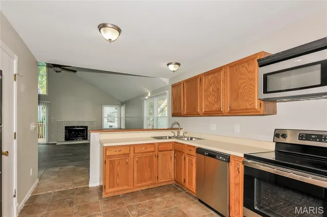 $2,260 | 513 Woodlyn Crossing, Ballwin, MO 63021