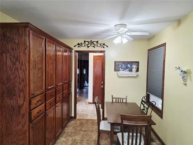 $1,150,000 | 19533 Highway 52, Pleasanton, KS 66075