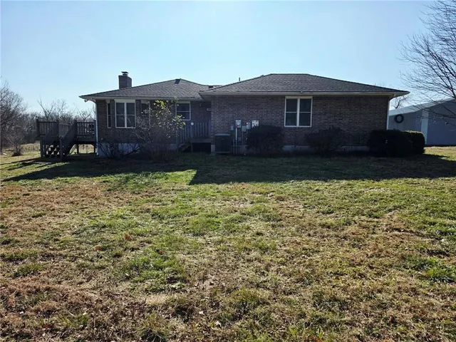 $1,150,000 | 19533 Highway 52, Pleasanton, KS 66075