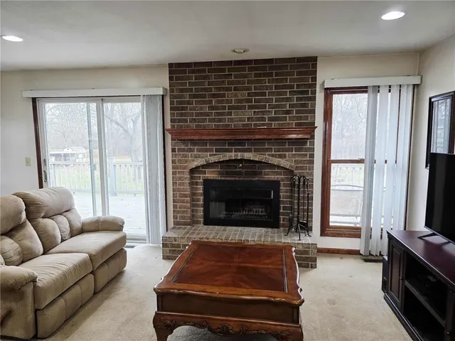 $1,150,000 | 19533 Highway 52, Pleasanton, KS 66075