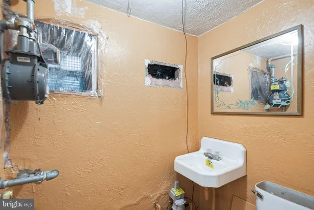 $149,995 | 2133 Parkwyn Road, Philadelphia, PA 19131