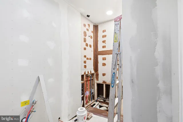 $149,995 | 2133 Parkwyn Road, Philadelphia, PA 19131