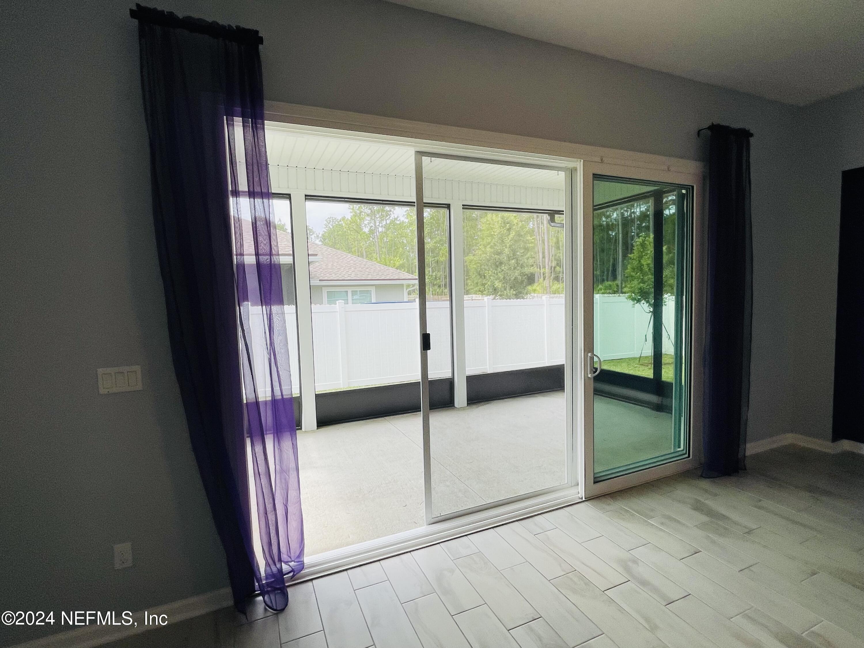 86508 Secluded Place Yulee, FL 32097 - Photo 14 of 43 a view of a interior of the house