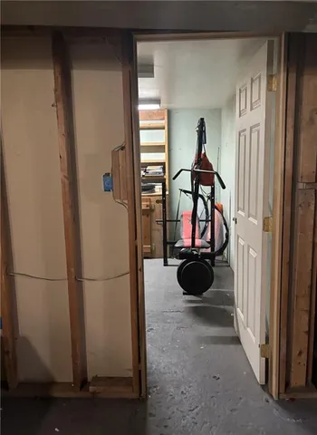 a view of a back yard