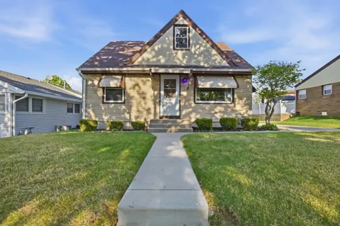 $259,900 | 2608 South 63rd Street, Milwaukee, WI 53219