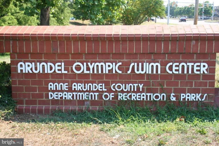 607 Howards Loop, Unit 88 Annapolis, MD 21401 - Photo 23 of 29 Swimming Pool