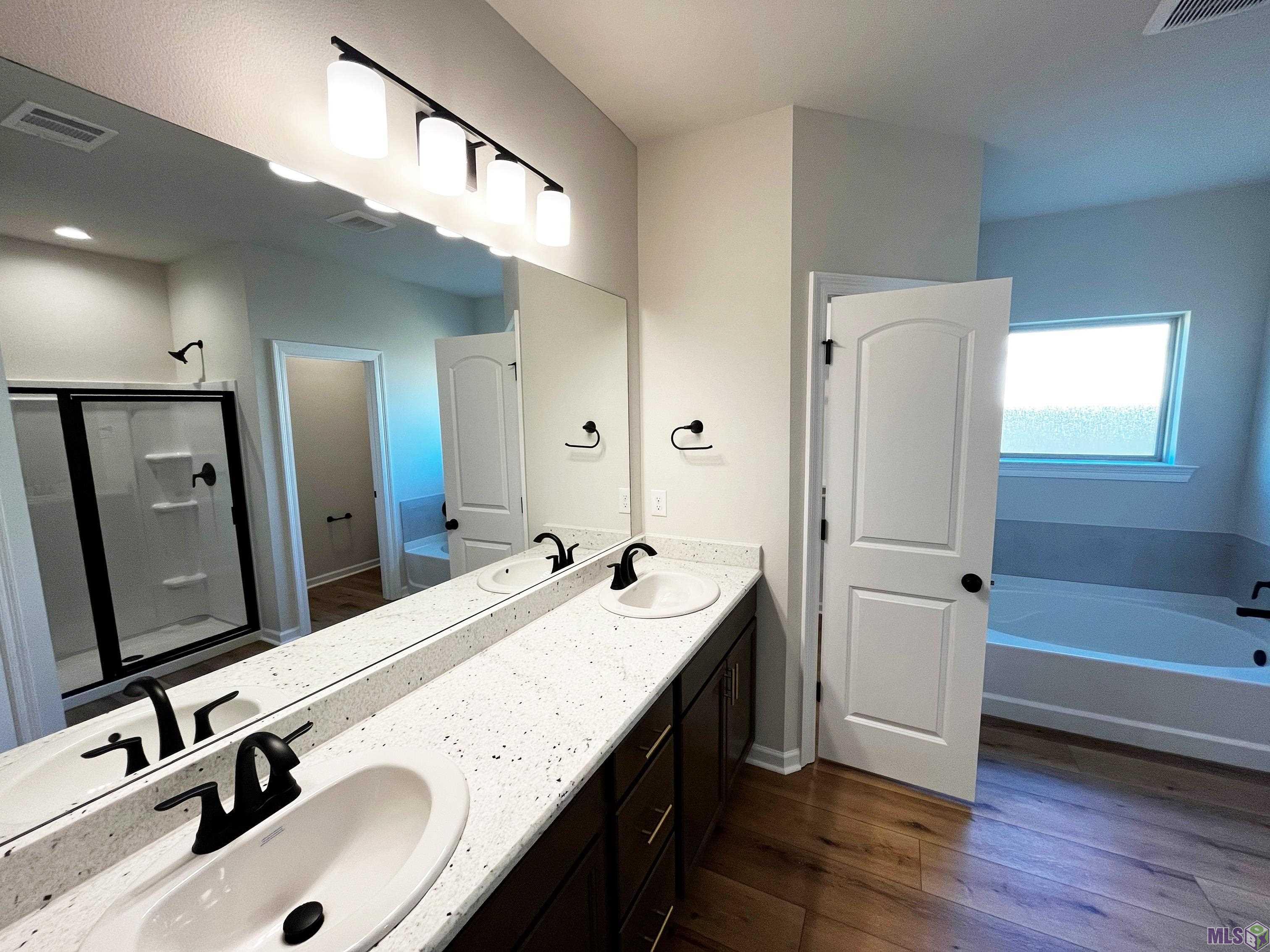 2086 Sherri's Way Port Port Allen, LA 70767 - Photo 2 of 5