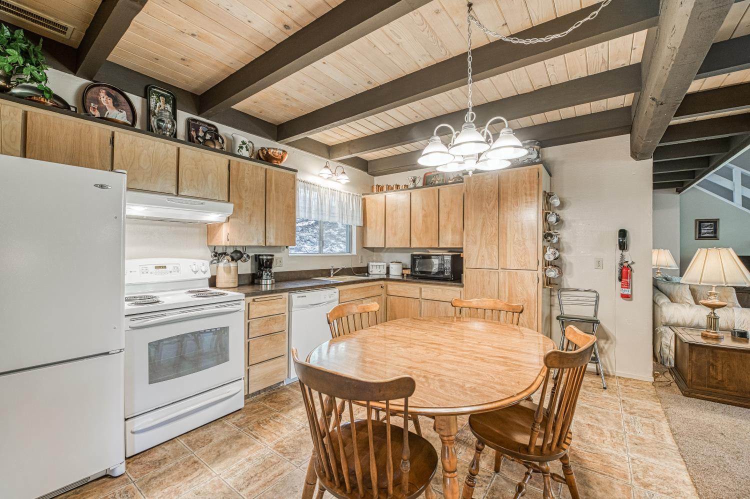 42155 Hanging Branch Road Shaver Lake, CA 93664 - Photo 18 of 49 Gallery Image 18