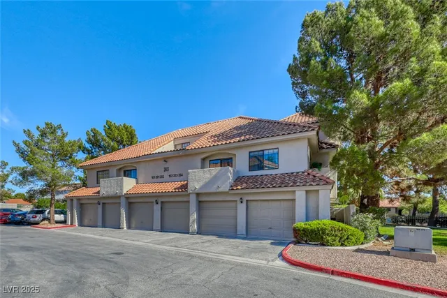 $270,000 | 2603 South Durango Drive, Unit 203, Las Vegas, NV 89117