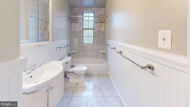 $2,325 | 1401 Columbia Road Northwest, Unit 302, Washington, DC 20009