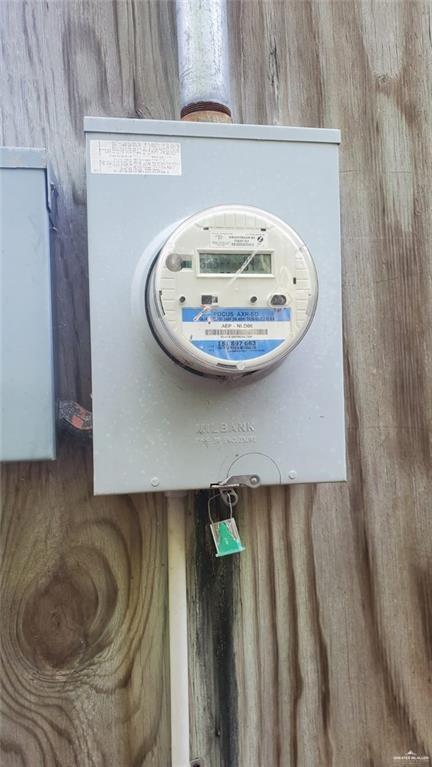 30585 Alex Trevino Road San Benito, TX 78586 - Photo 5 of 9