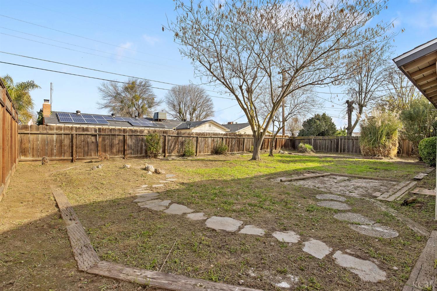 422 West Spring Lane Lemoore, CA 93245 - Photo 21 of 28 Gallery Image 21