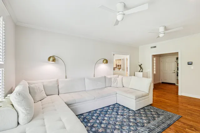 $545,000 | 4040 Woodlawn Drive, Unit 30, Nashville, TN 37205