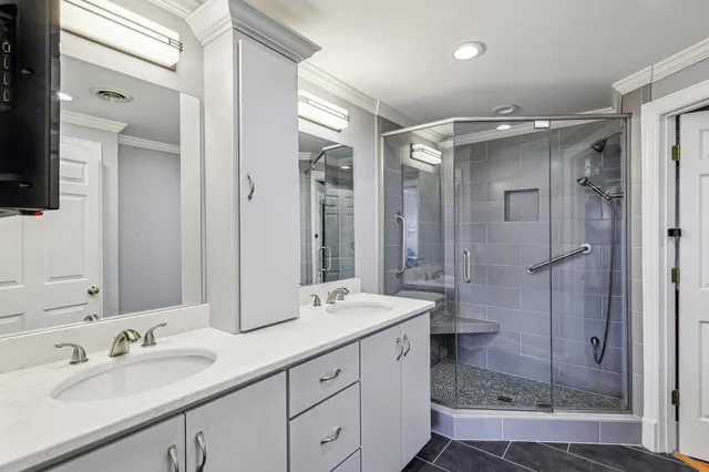 $545,000 | 4040 Woodlawn Drive, Unit 30, Nashville, TN 37205