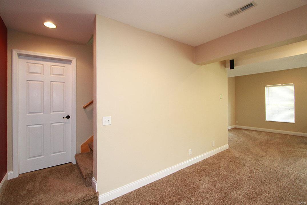 360 Kings Ridge Boulevard O'Fallon, IL 62269 - Photo 22 of 35