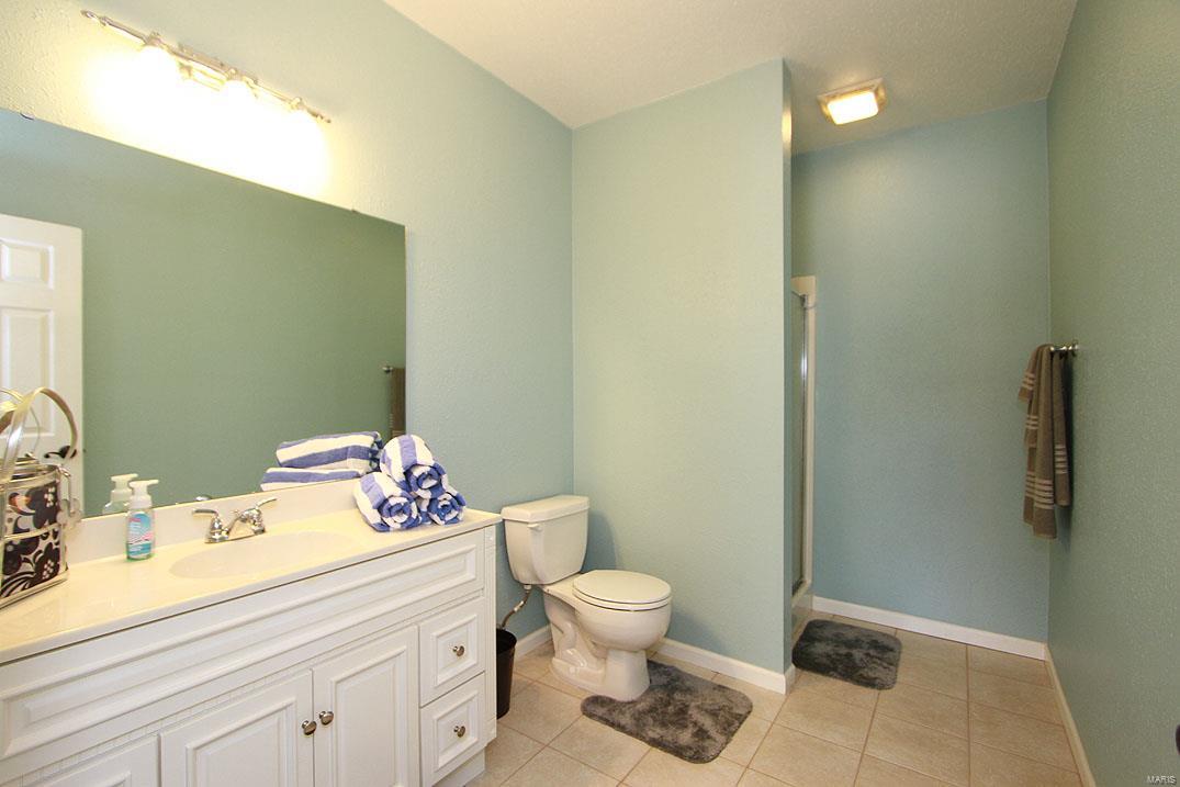 360 Kings Ridge Boulevard O'Fallon, IL 62269 - Photo 26 of 35
