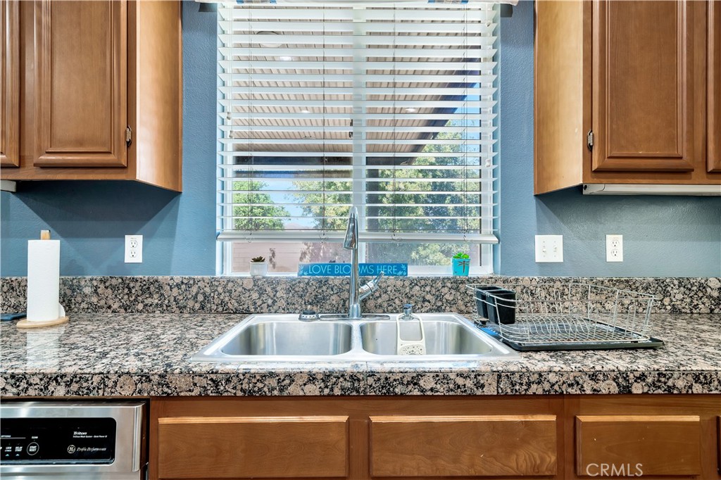 28668 Midsummer Lane Menifee, CA 92584 - Photo 16 of 59